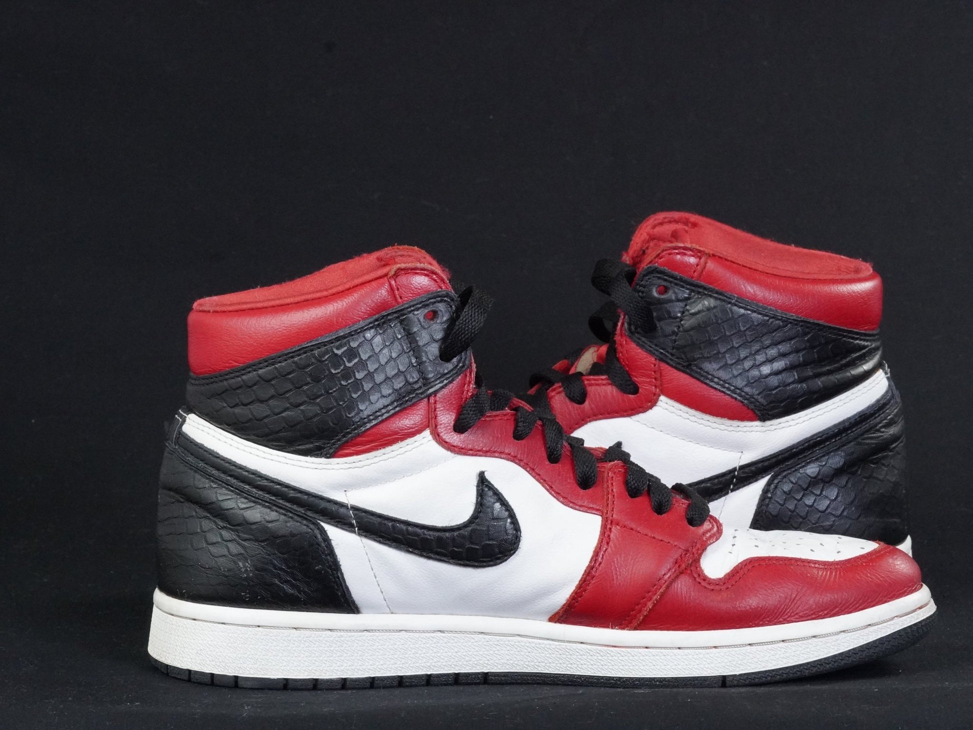 Használt Jordan 1 High Satin Red Snake - Steals.hu Buy Sell Trade Sneakers