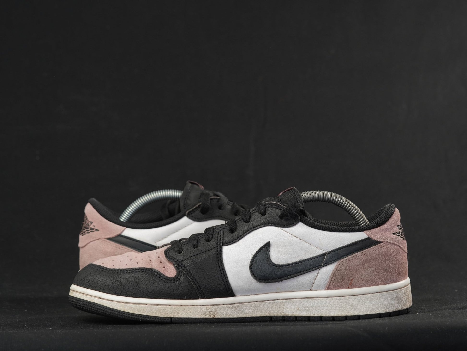 Használt Nike Jordan 1 Bleached Corall - Steals.hu Buy Sell Trade Sneakers