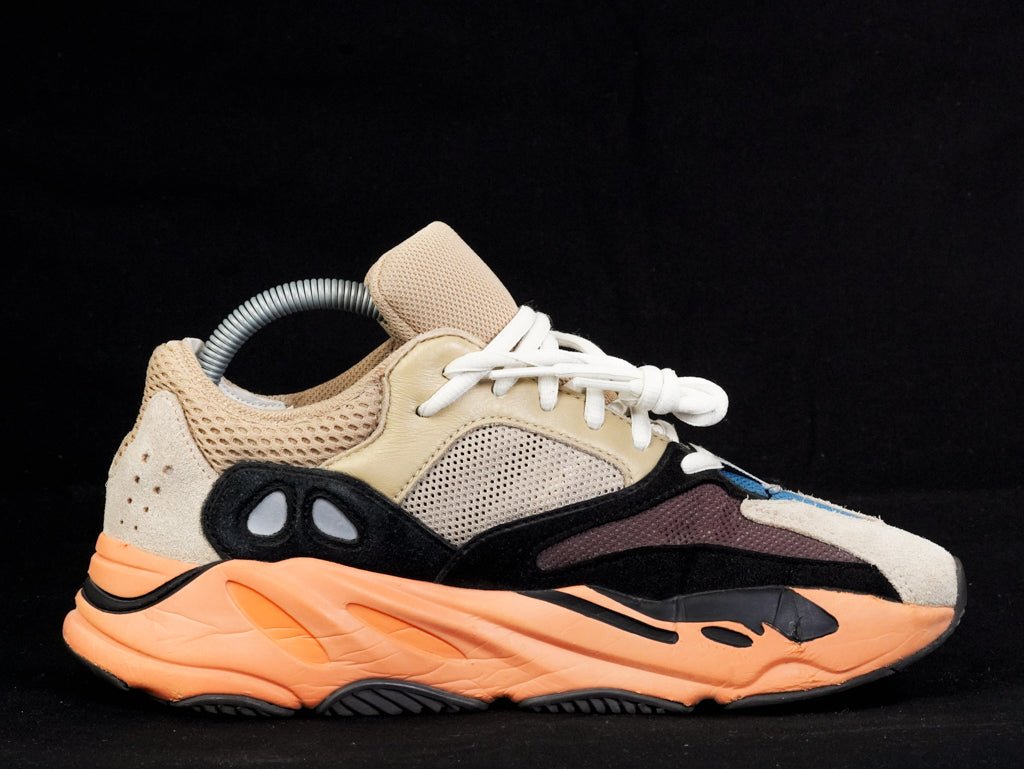 Használt Yeezy 700 Enflame Amber - Steals.hu Buy Sell Trade Sneakers